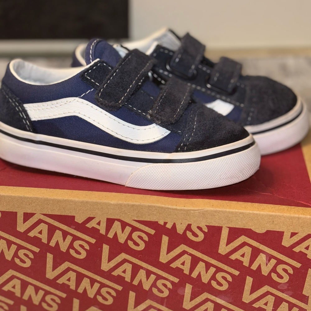 Navy blue vans size 7c